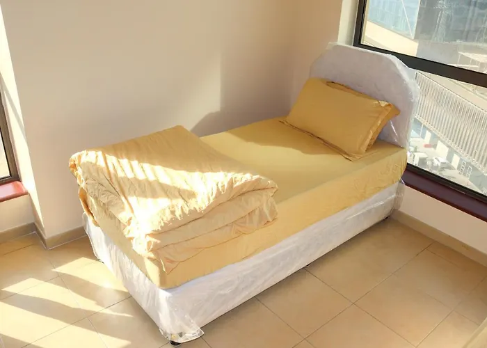 California Hostel Dubai Beach