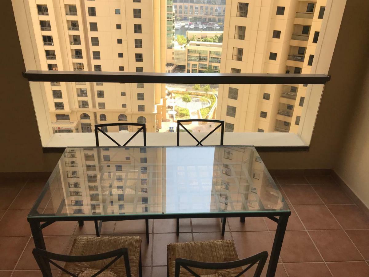 छात्रावास California Dubai